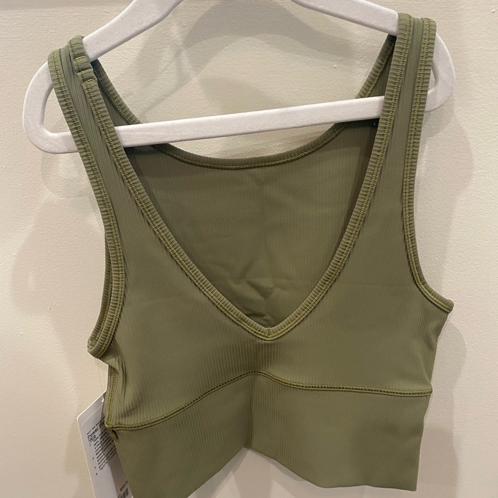 Lululemon Power Pivot Tank *Ribbed - Picture 3 of 4